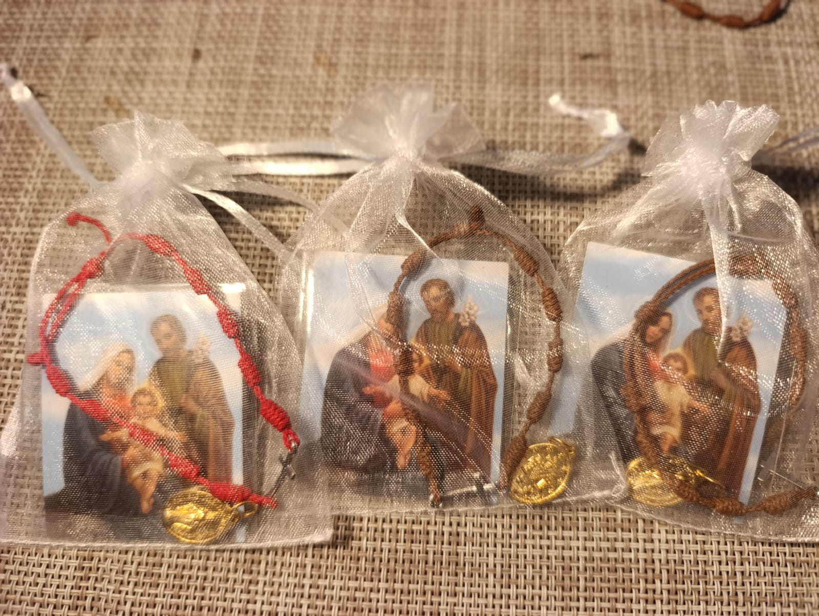 Pletena Narukvica sa Sličicom - Sveta Obitelj