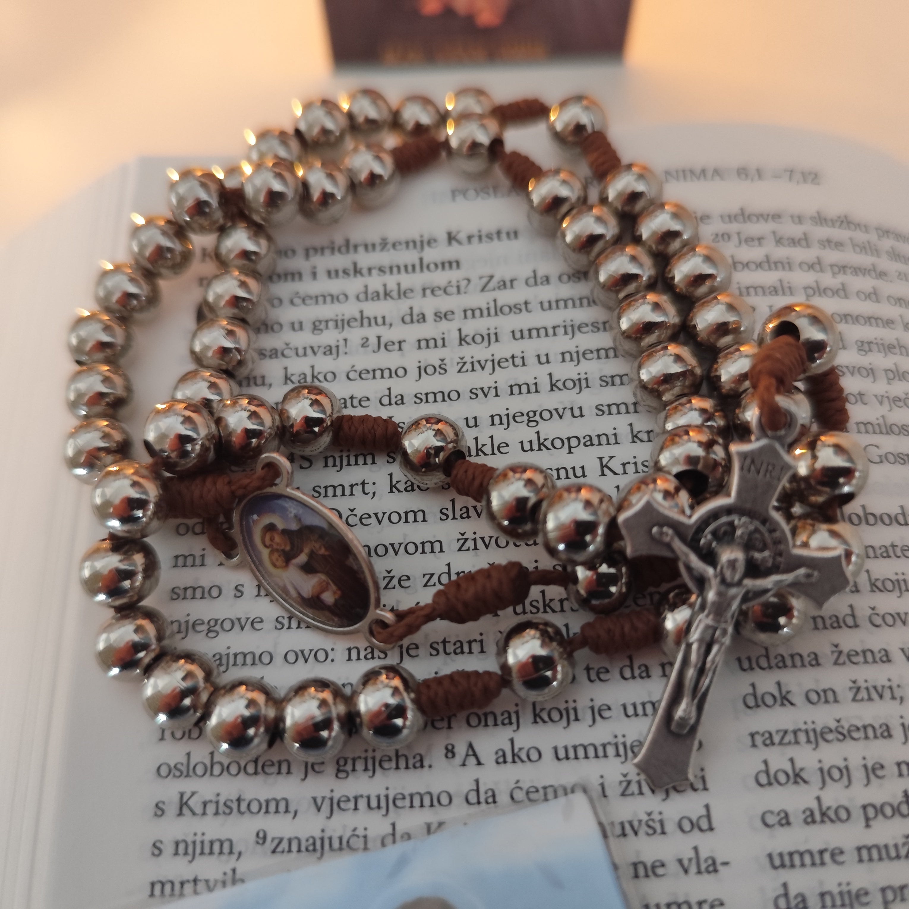 Krunica s Metalnim Kuglicama - Sv. Antun